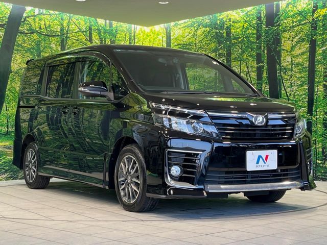 TOYOTA VOXY 2014 Image 31