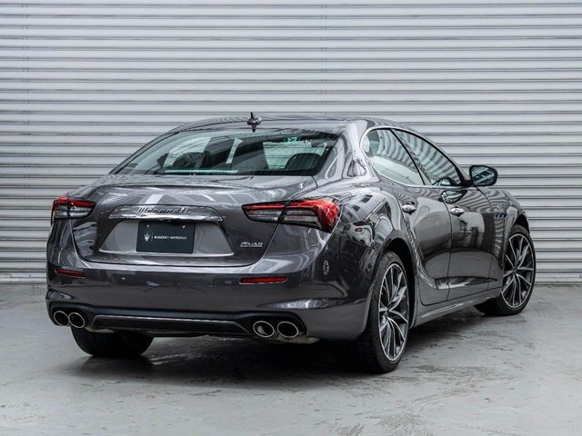 MASERATI GHIBLI SEDA 2022 Image 31