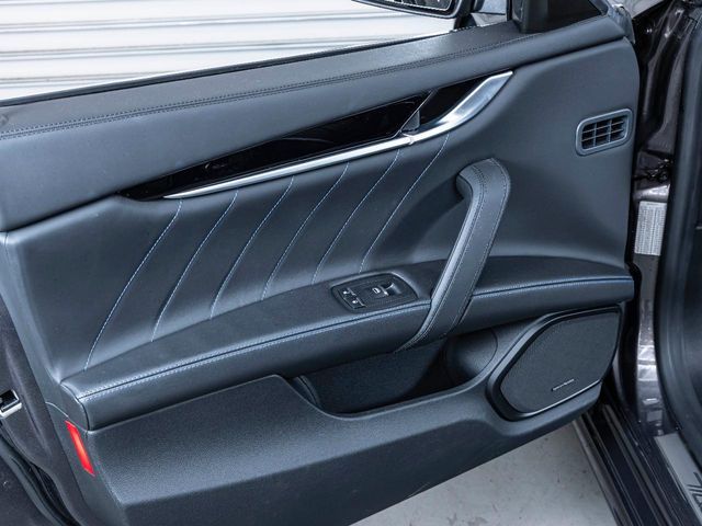 MASERATI GHIBLI SEDA 2022 Image 31