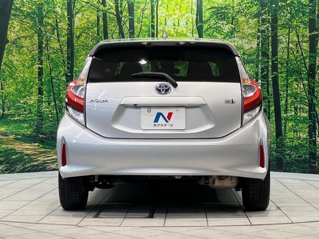 TOYOTA AQUA 2017 Image 31