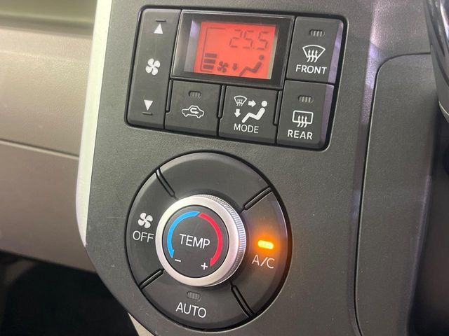 DAIHATSU TANTO 2015 Image 31