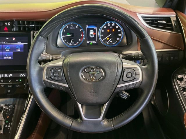 TOYOTA HARRIER 2WD 2017 Image 31