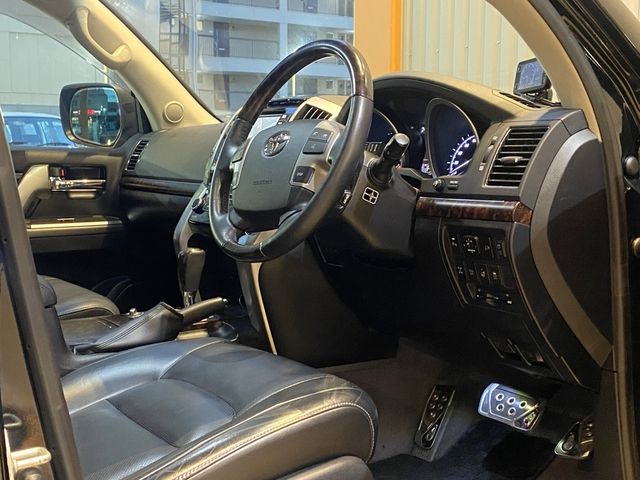 TOYOTA LANDCRUISER WAGON 2013 Image 31