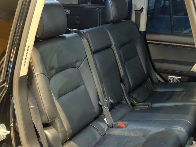 TOYOTA LANDCRUISER WAGON 2013 Image 31