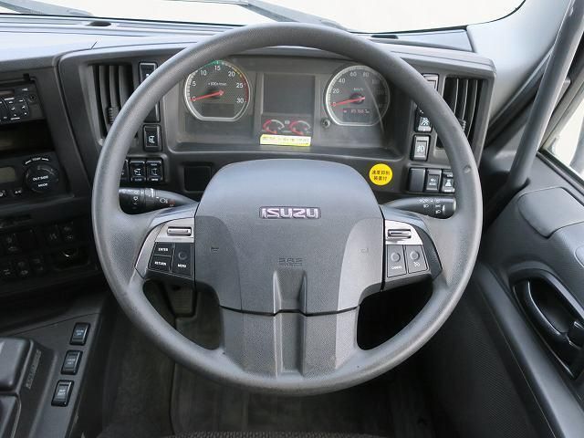 ISUZU GIGA 2017 Image 31