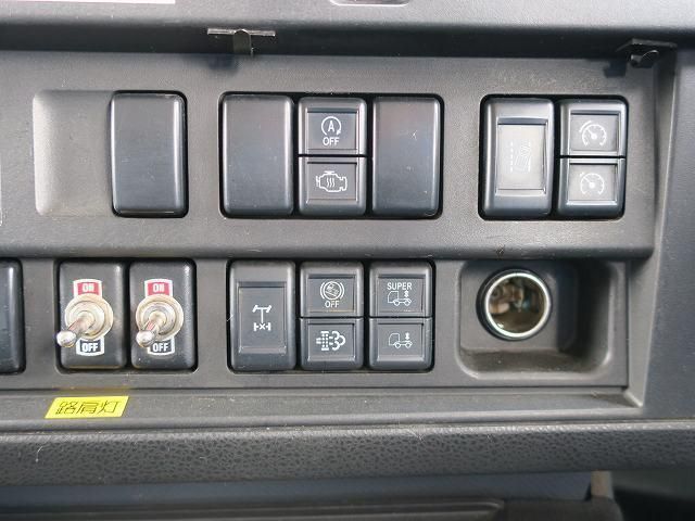 ISUZU GIGA 2017 Image 31