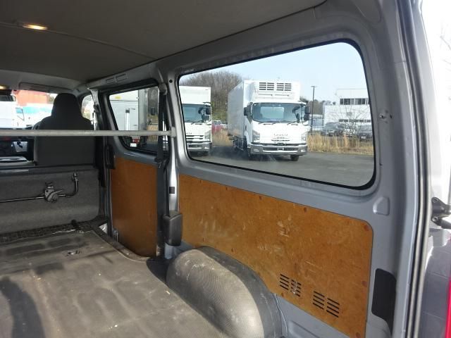 TOYOTA HIACE 2020 Image 31