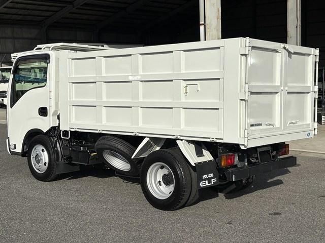 ISUZU ELF 2024 Image 31