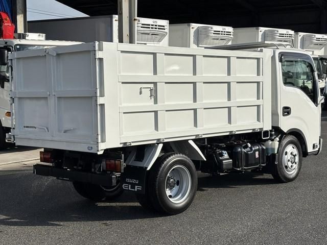 ISUZU ELF 2024 Image 31