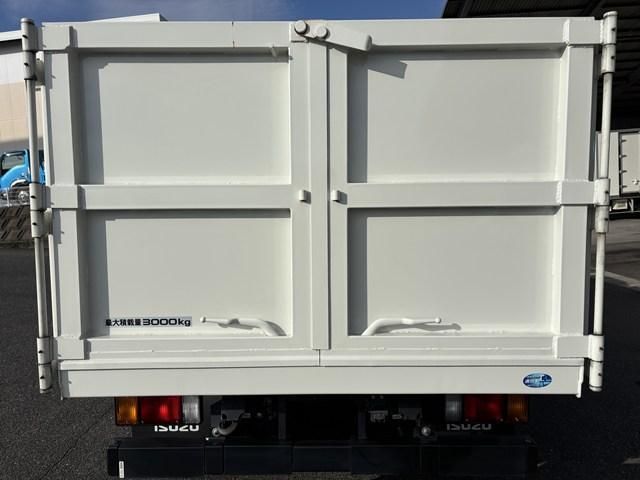 ISUZU ELF 2024 Image 31