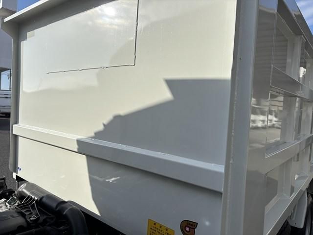 ISUZU ELF 2024 Image 31