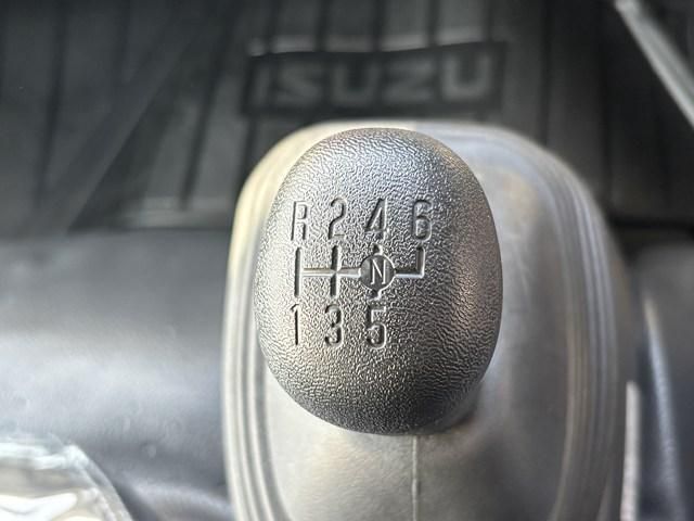 ISUZU ELF 2024 Image 31