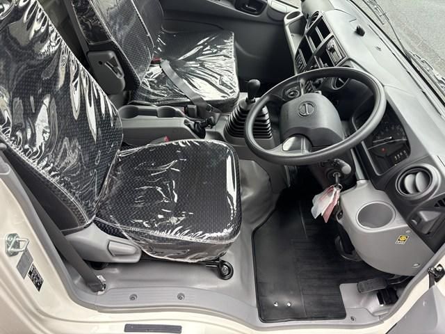 HINO DUTRO 2025 Image 31