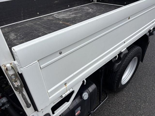 ISUZU ELF 2024 Image 31