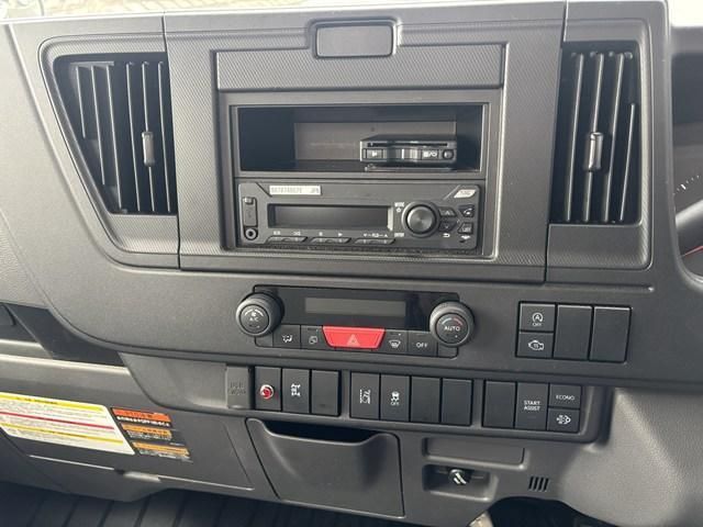 ISUZU ELF 2024 Image 31