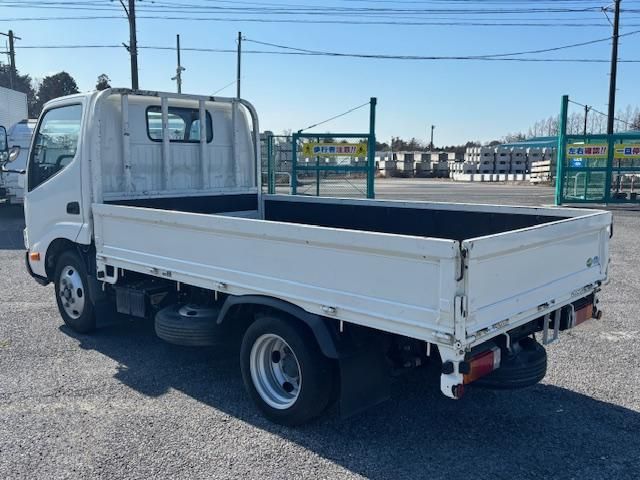 TOYOTA DYNA 2017 Image 31