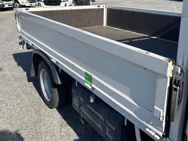 TOYOTA DYNA 2017 Image 31