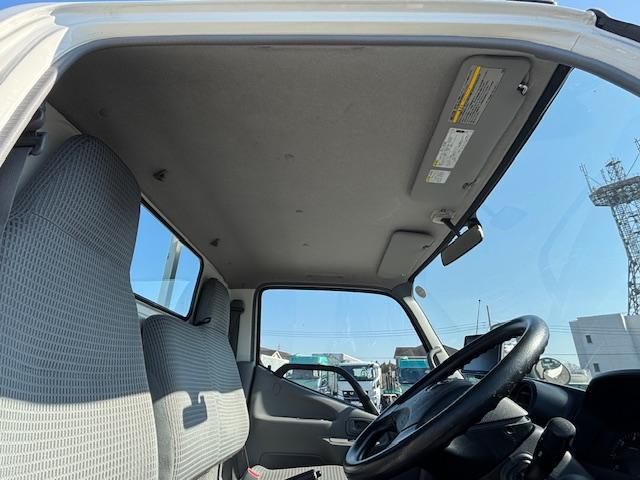 TOYOTA DYNA 2017 Image 31