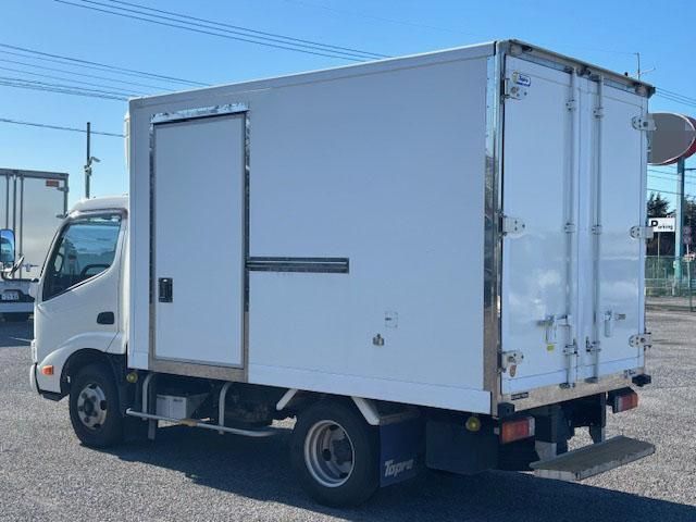 HINO DUTRO 2021 Image 31