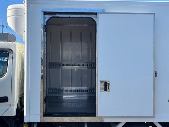 HINO DUTRO 2021 Image 31