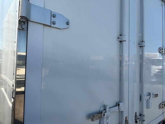 HINO DUTRO 2021 Image 31