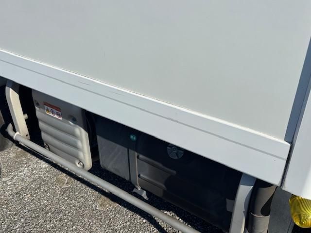 HINO DUTRO 2021 Image 31