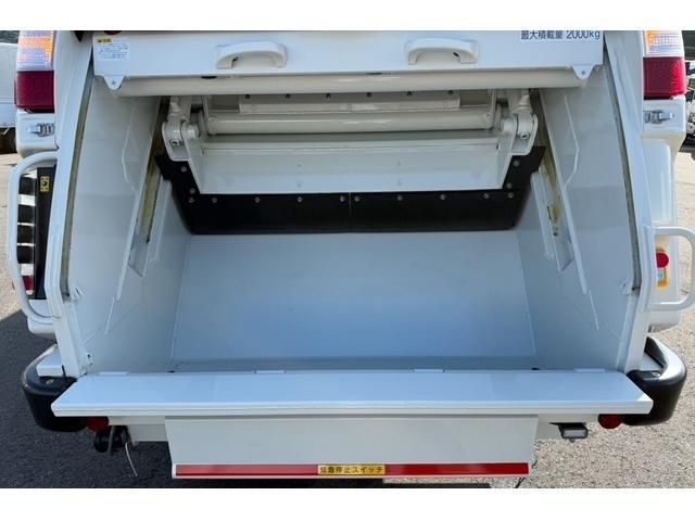 MITSUBISHI CANTER 2024 Image 31