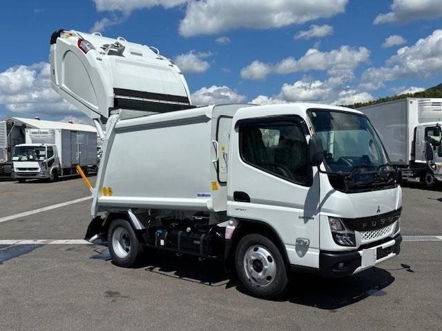 MITSUBISHI CANTER 2024 Image 31