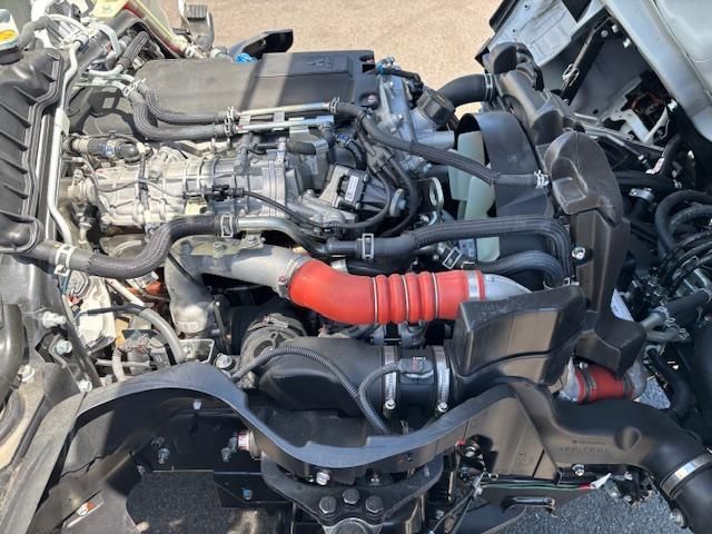 MITSUBISHI CANTER 2024 Image 31