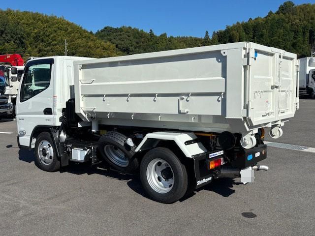 MITSUBISHI CANTER 2025 Image 31