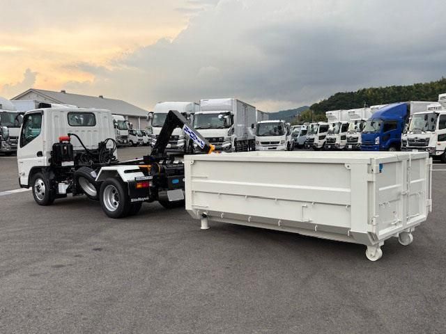 MITSUBISHI CANTER 2025 Image 31