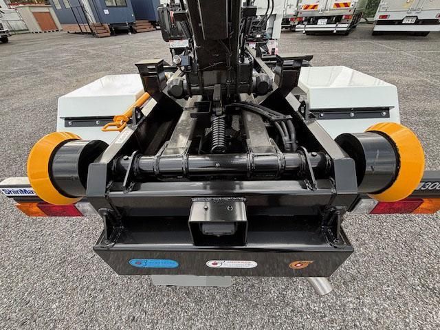 MITSUBISHI CANTER 2025 Image 31