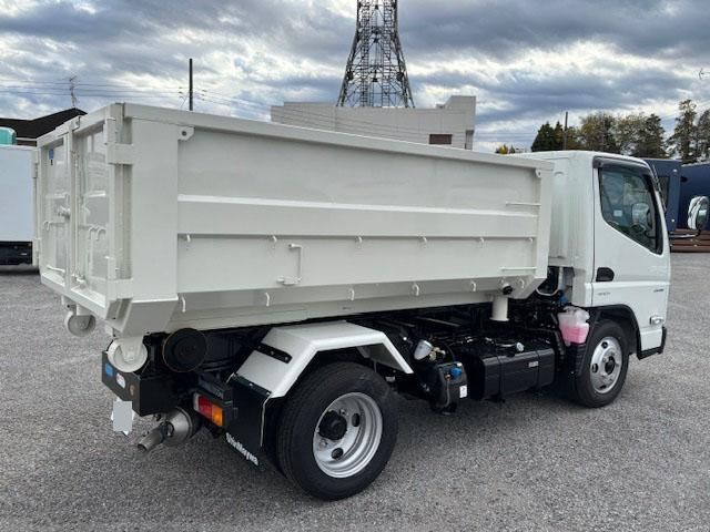 MITSUBISHI CANTER 2025 Image 31