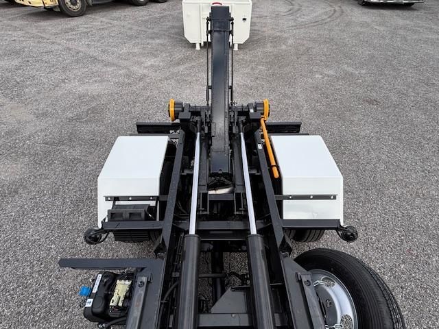 MITSUBISHI CANTER 2025 Image 31