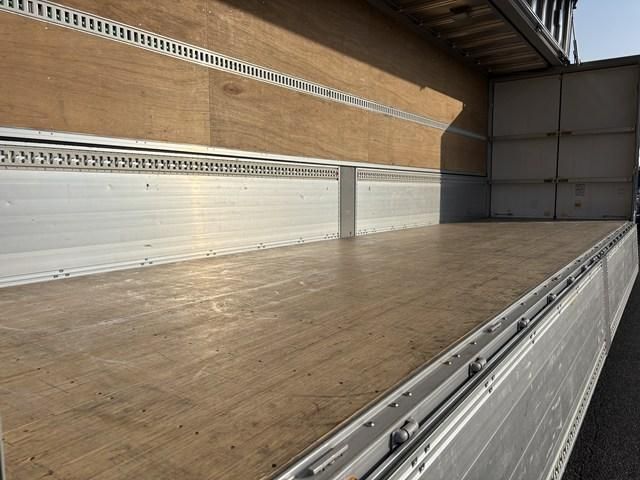 ISUZU GIGA 2025 Image 31