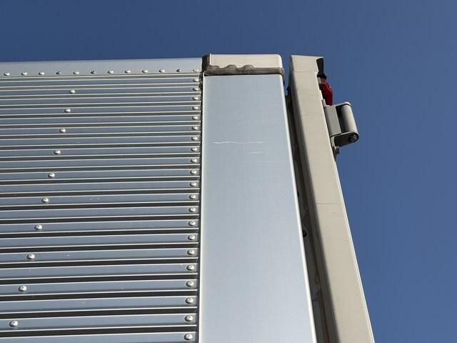 ISUZU GIGA 2025 Image 31