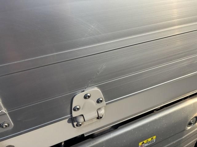 ISUZU GIGA 2025 Image 31