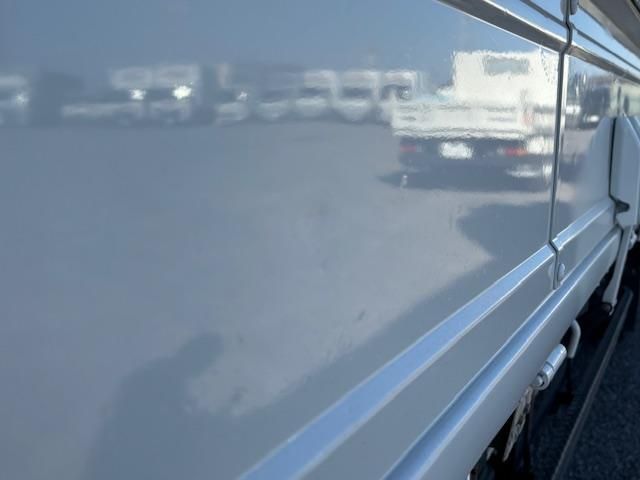 ISUZU ELF 2020 Image 31