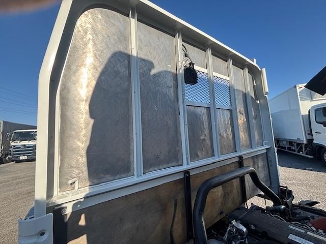 ISUZU ELF 2020 Image 31