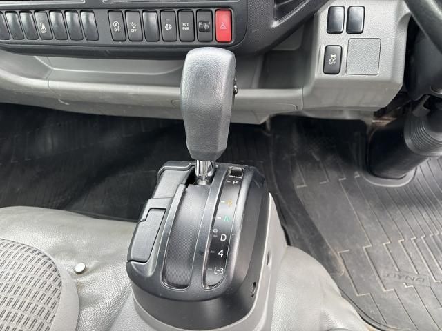 TOYOTA DYNA 2018 Image 31