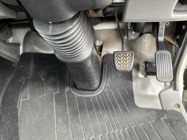 TOYOTA DYNA 2018 Image 31