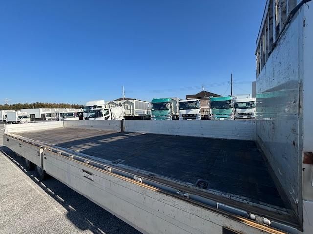 HINO PROFIA 2007 Image 31