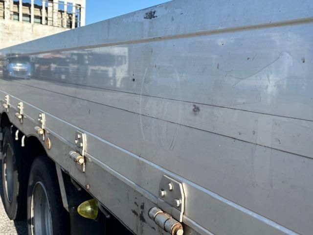 HINO PROFIA 2007 Image 31