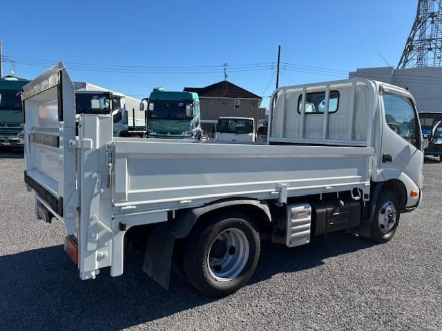 HINO DUTRO 2019 Image 31