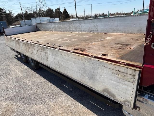 NISSAN DIESEL QUON 2011 Image 31