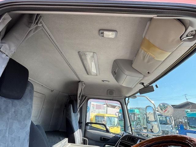 NISSAN DIESEL QUON 2011 Image 31