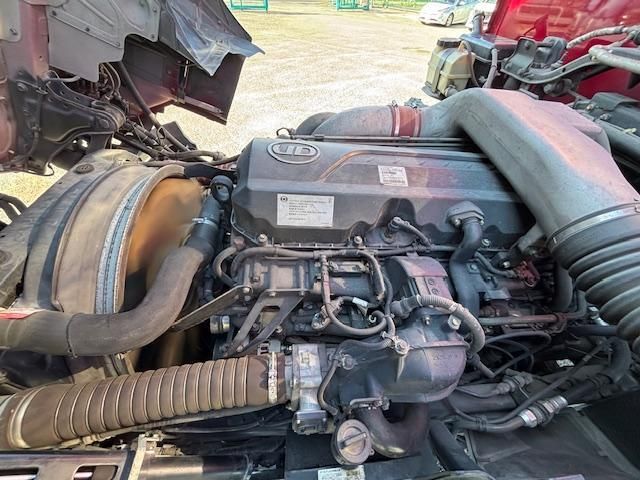 NISSAN DIESEL QUON 2011 Image 31