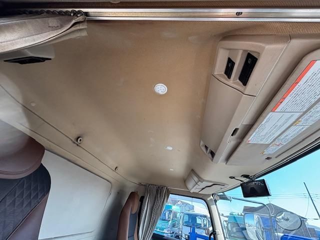 HINO PROFIA 2020 Image 31