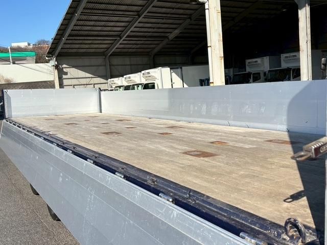 ISUZU GIGA 2024 Image 31