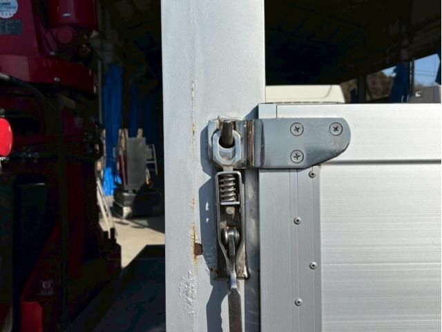 ISUZU GIGA 2024 Image 31